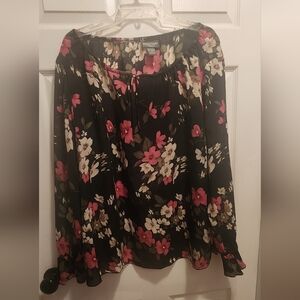 Like new Black Floral blouse